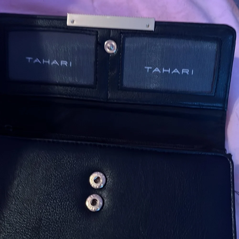 -Tahari wallet - Picture 3 of 5